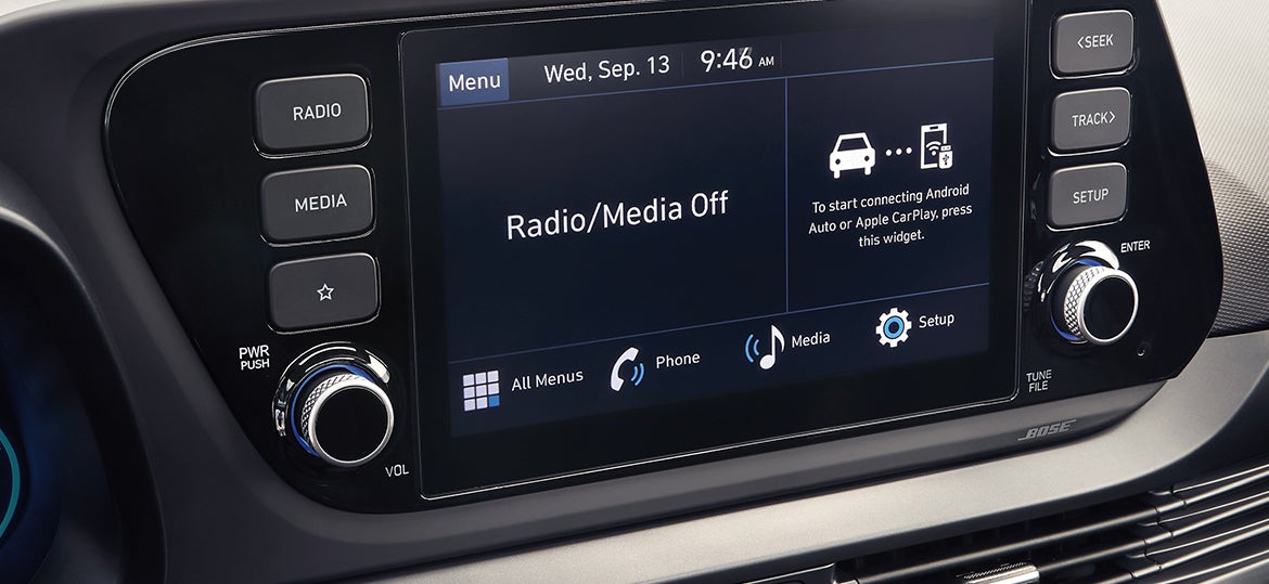 Radio de 8” con Apple Carplay & Android auto inalámbrico.