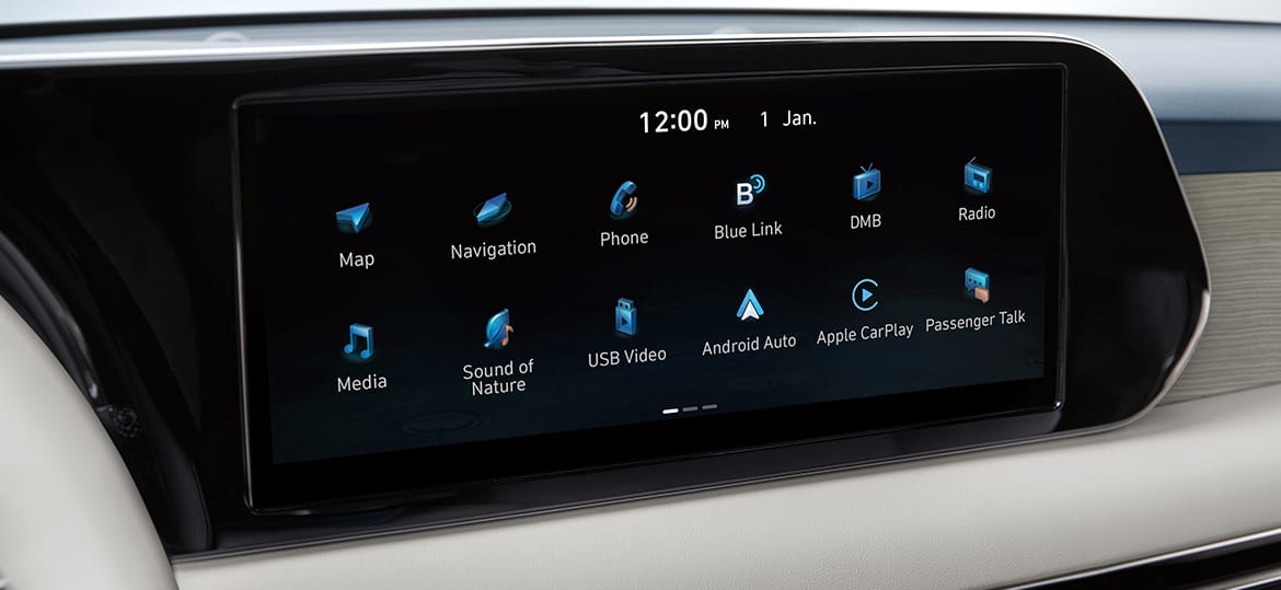 Pantalla táctil de 12.3″ con Apple Carplay & Android Auto.