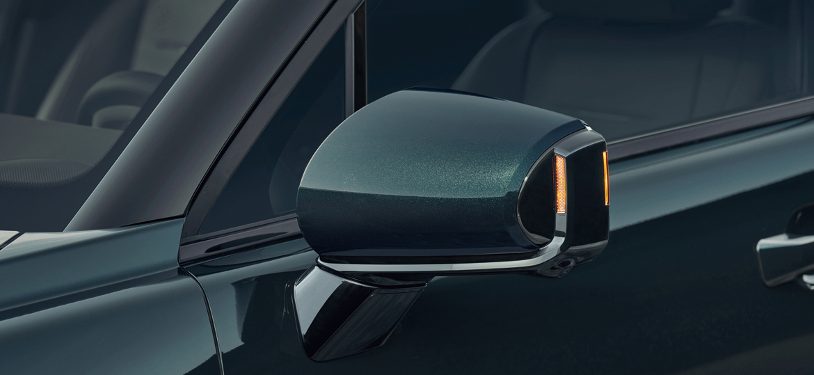 Espejos retrovisores laterales (Intermitentes LED).