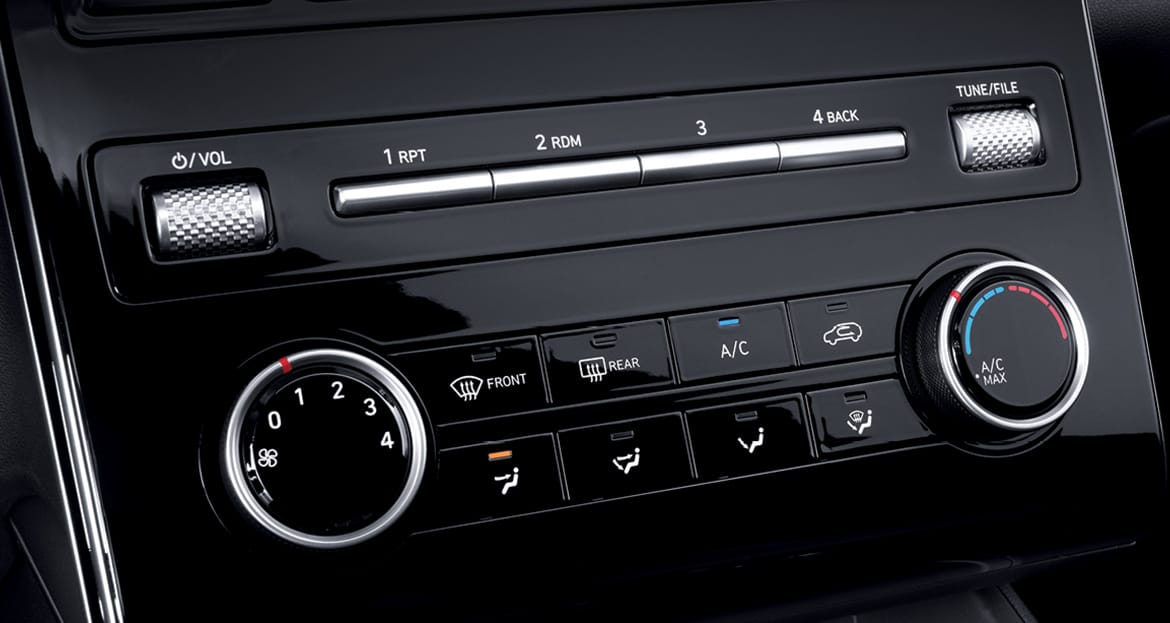 Sistema de aire acondicionado manual (Estándar)