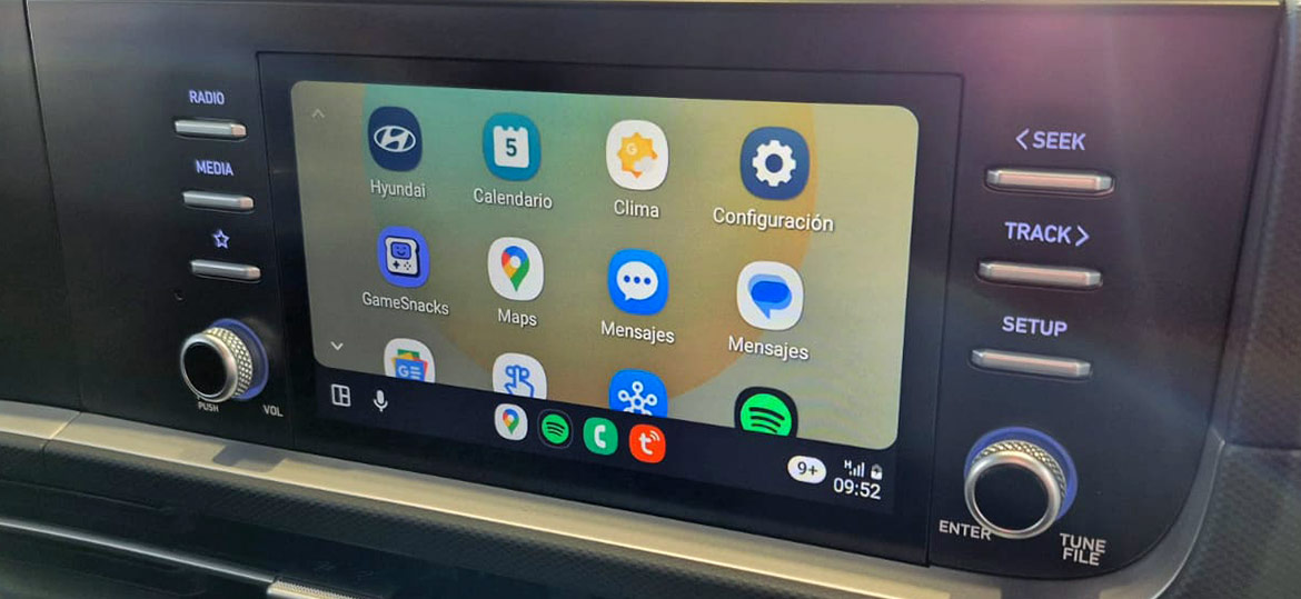 Radio 8" Apple CarPlay & AndroidAuto (Conexión inalámbrica)