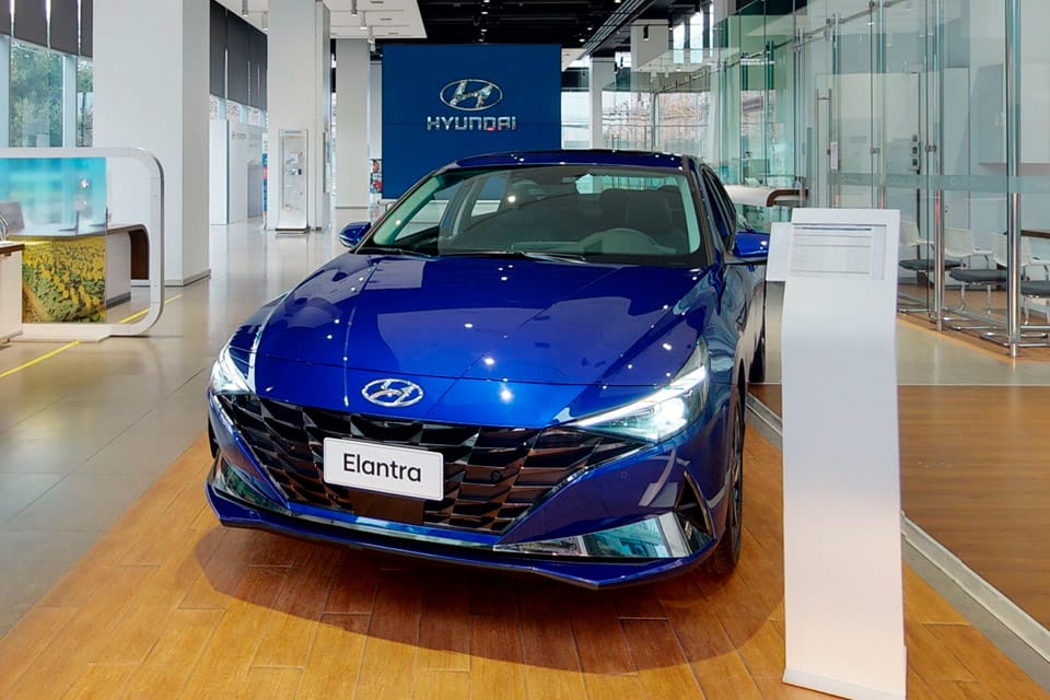 ELANTRA